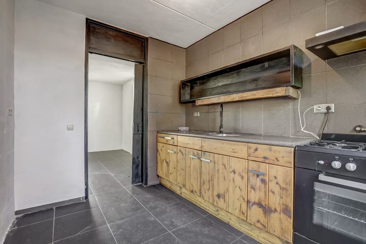 Foto 6 van Planetenstraat 11