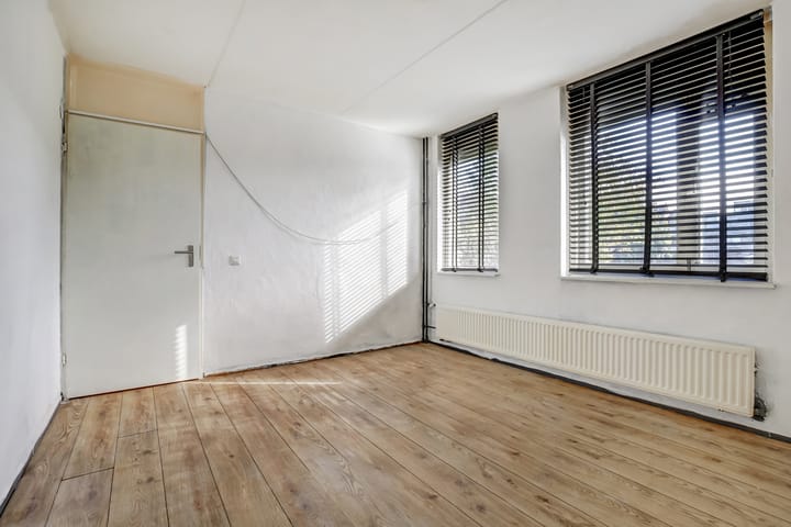 Foto 11 van Planetenstraat 11