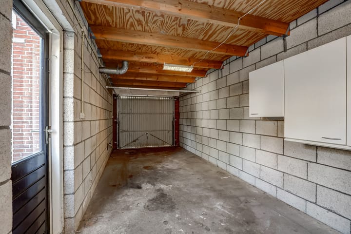 Foto 18 van Planetenstraat 11