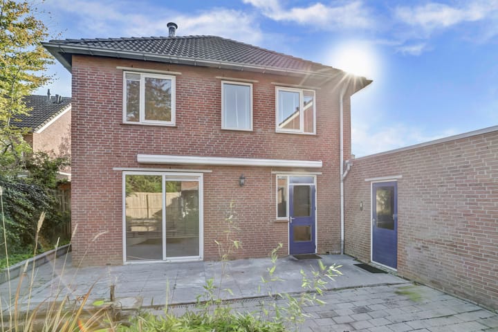 Foto 23 van Planetenstraat 11