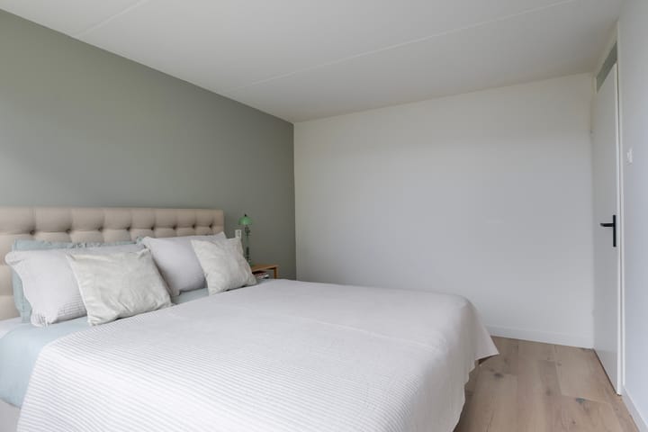 Photo 35 of De Bolle 104