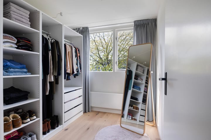 Photo 38 of De Bolle 104