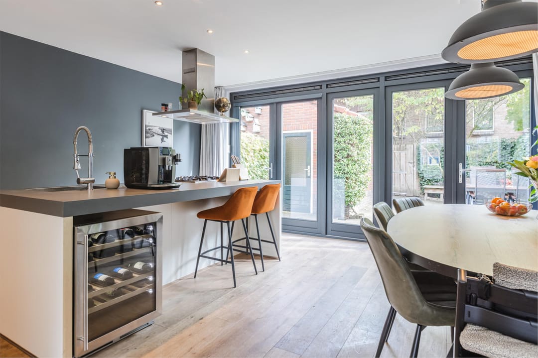 Foto 22 van Mecklenburgstraat 8