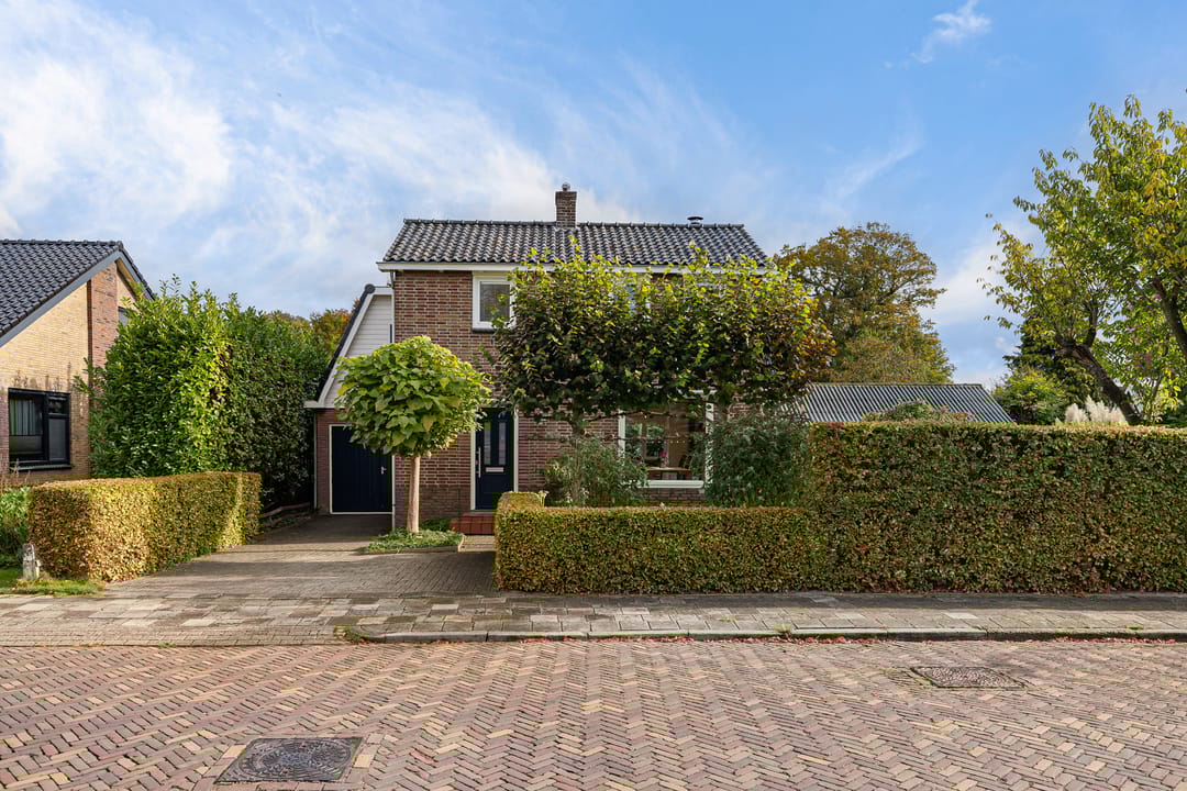 Foto 7 van Zonnebloemstraat 4