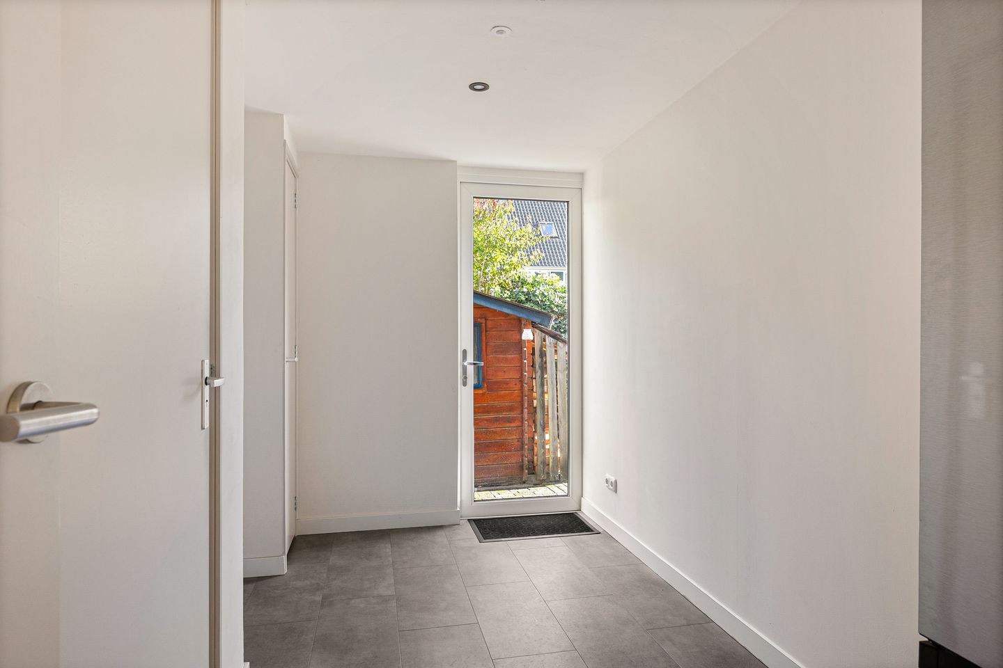 Foto 10 van Zonnebloemstraat 4