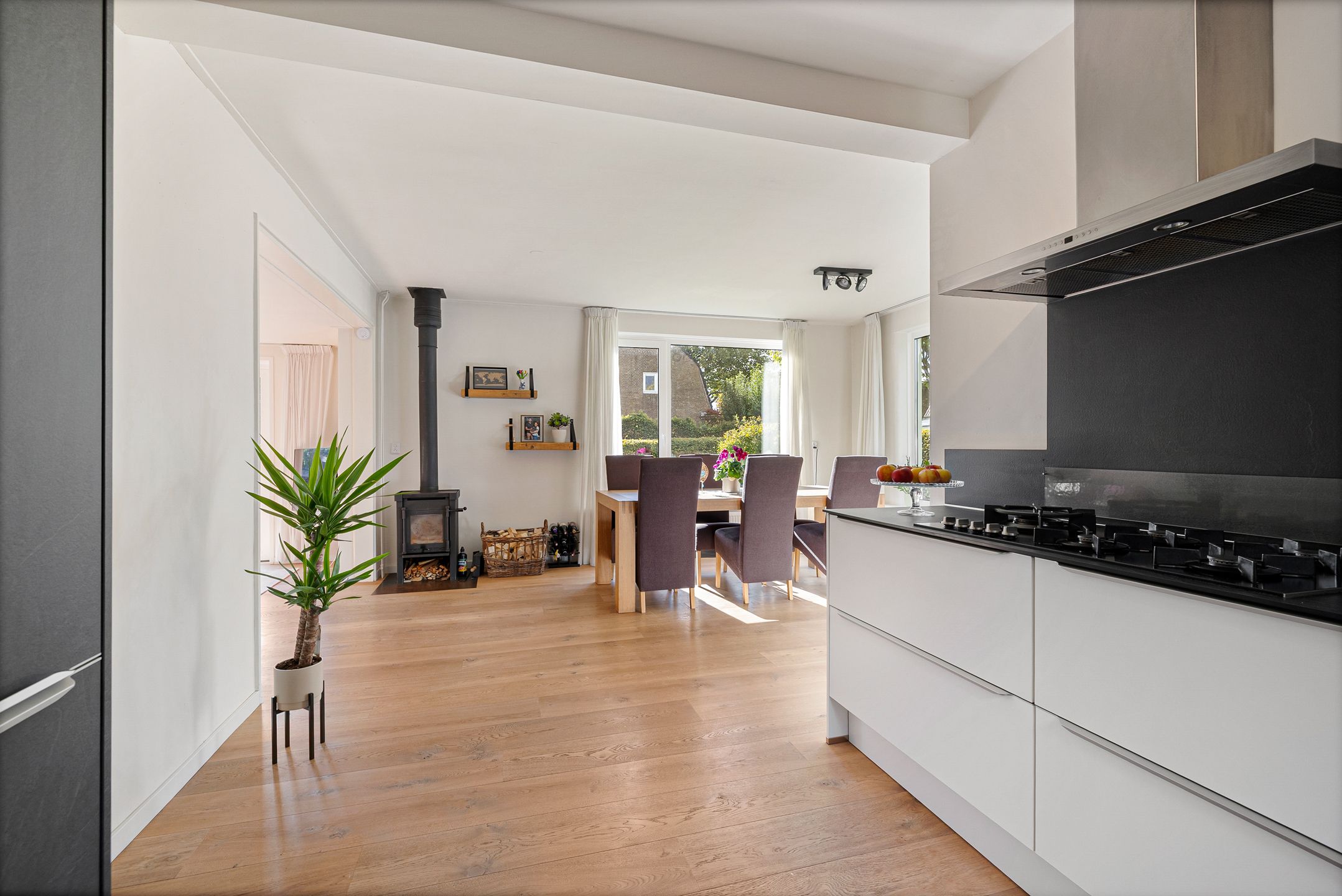 Foto 15 van Zonnebloemstraat 4