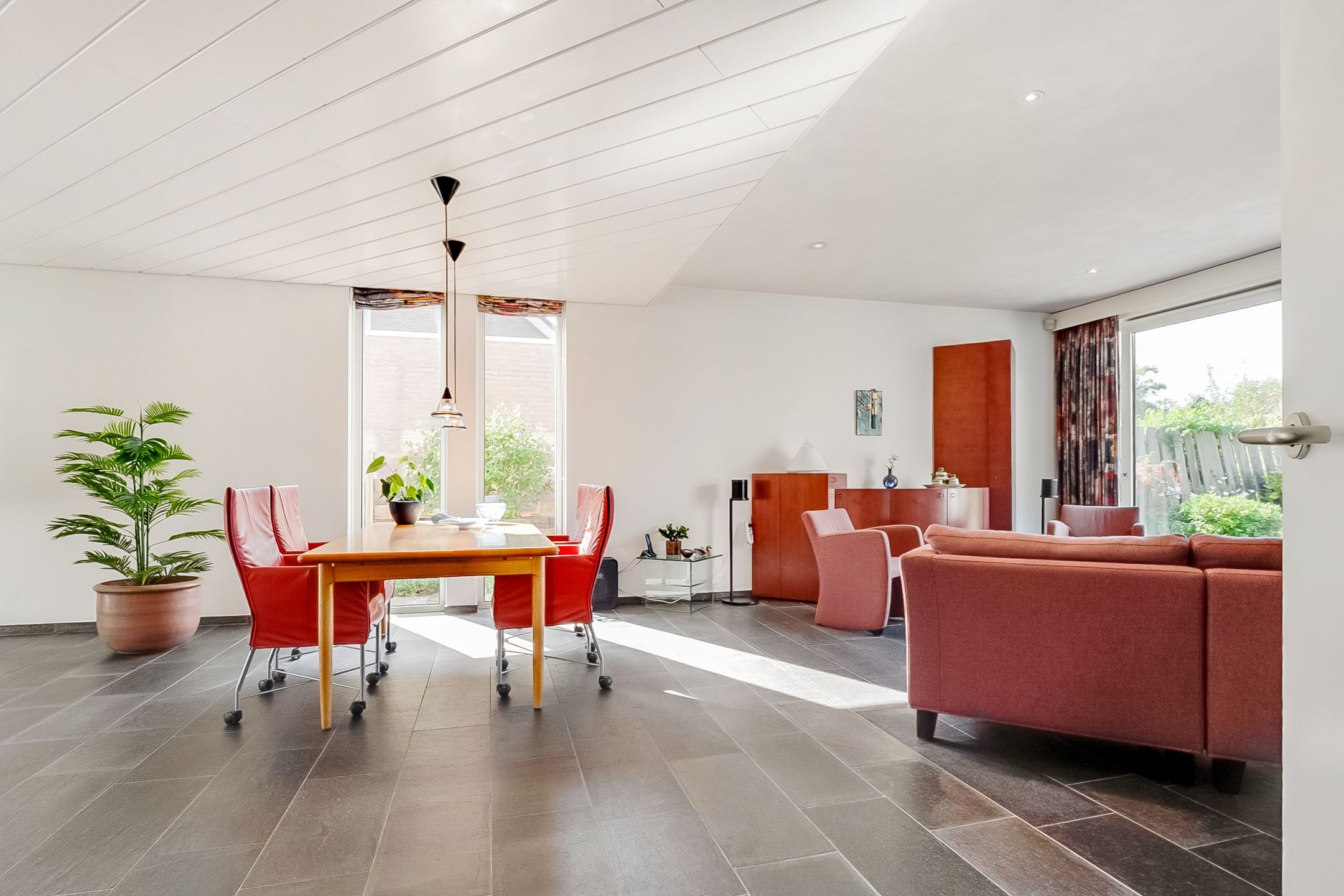 Foto 15 van Hoofdweg 1137