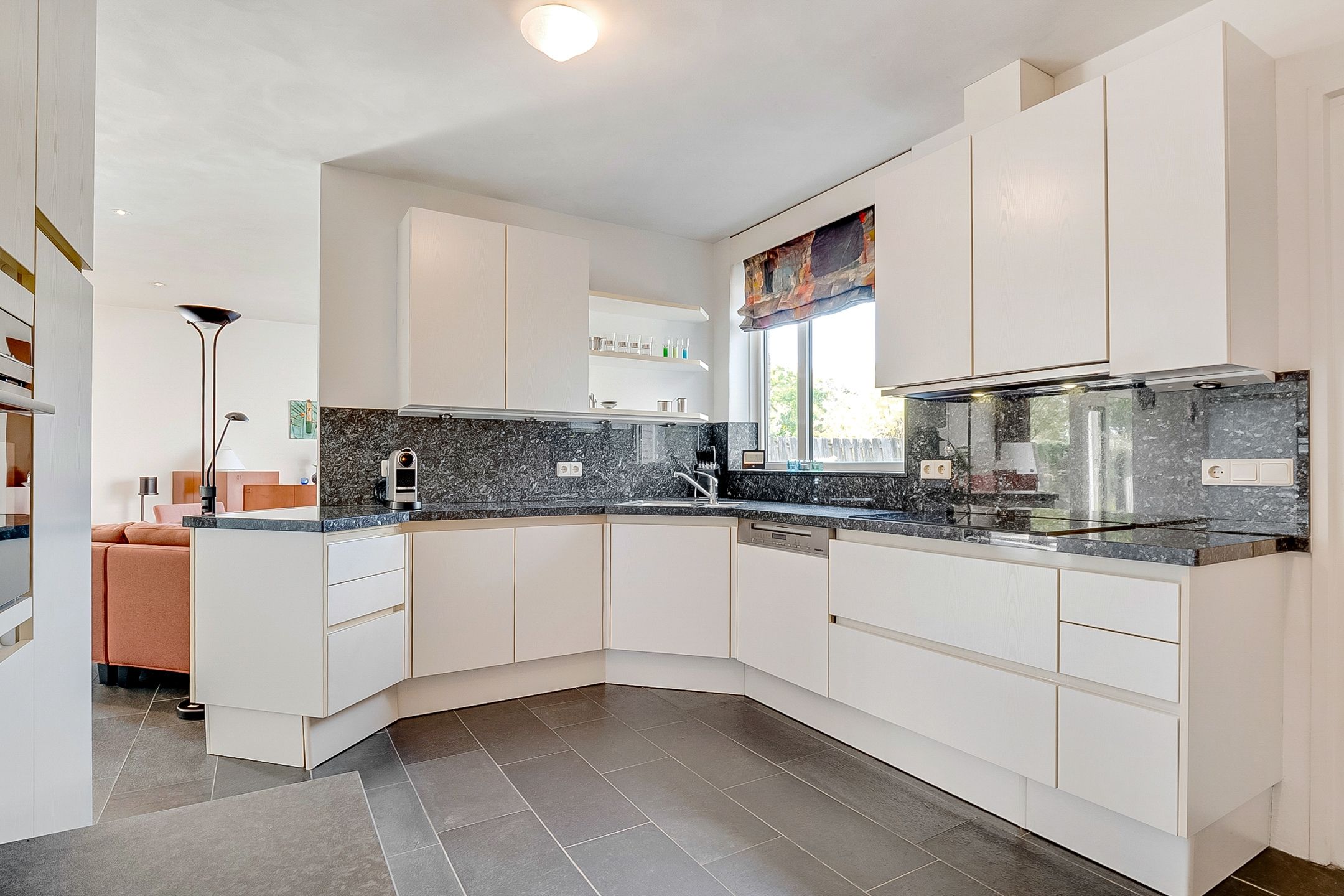 Foto 18 van Hoofdweg 1137