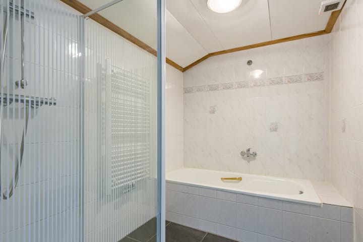 Photo 22 of Regentenstraat 16