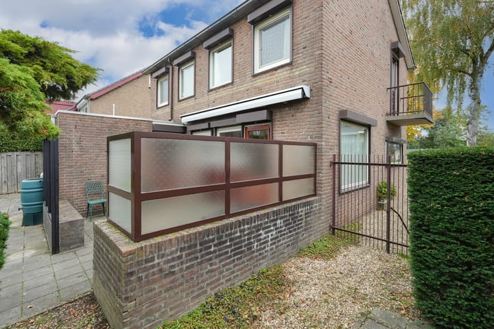 Foto 33 van Wethouder Broekmanstraat 35