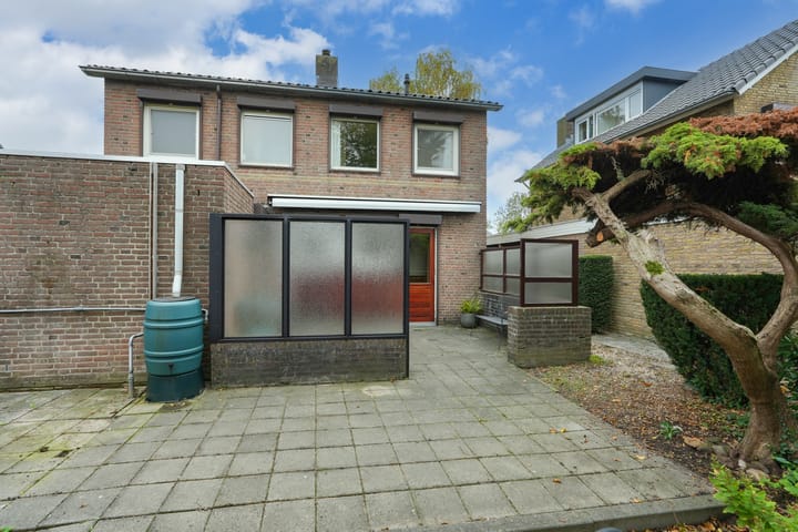 Foto 32 van Wethouder Broekmanstraat 35