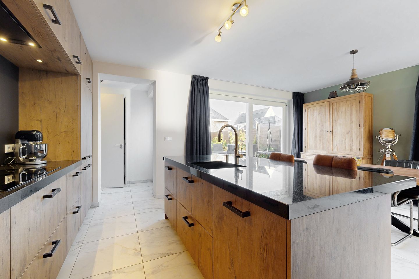 Foto 25 van Kleine Ton 10