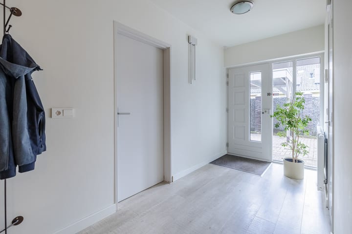 Foto 14 van Mesdagstraat 5