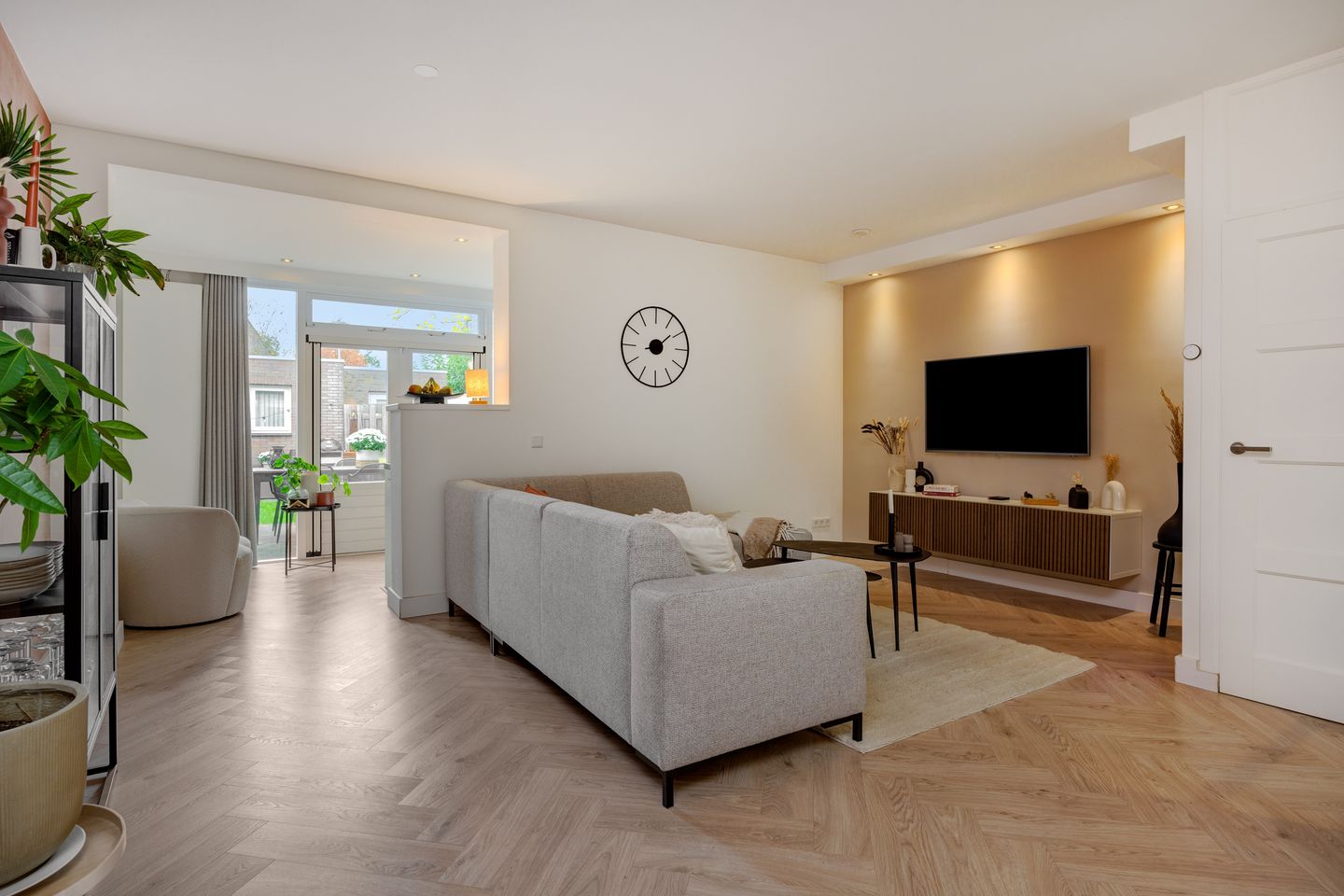 Photo 5 of Lokeren 155