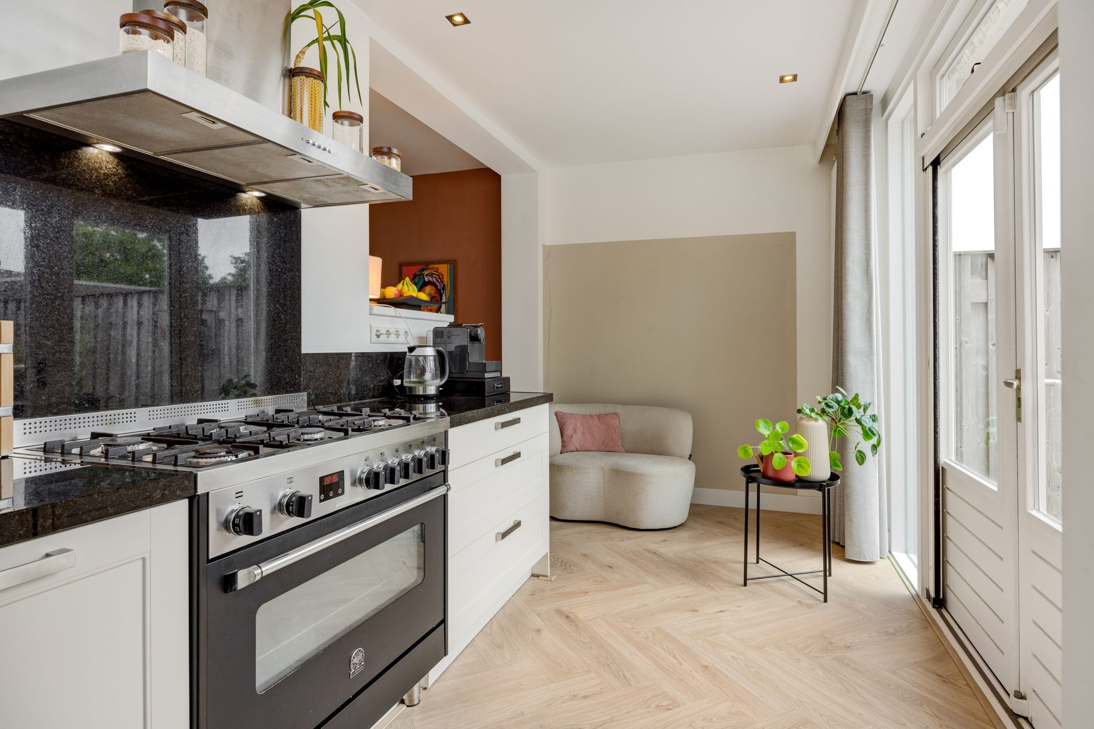 Photo 12 of Lokeren 155