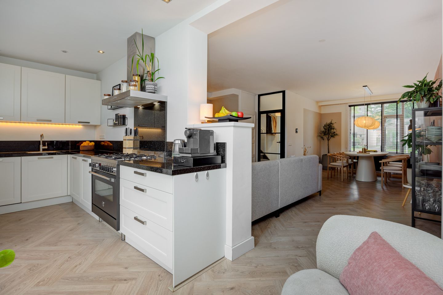 Photo 14 of Lokeren 155