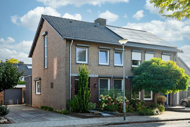 Photo 1 of Pastoor van Cuykstraat 4