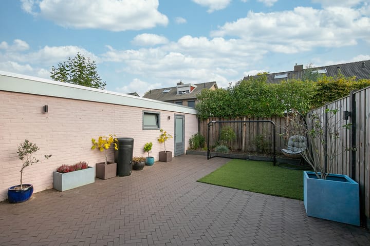 Photo 24 of Pastoor van Cuykstraat 4