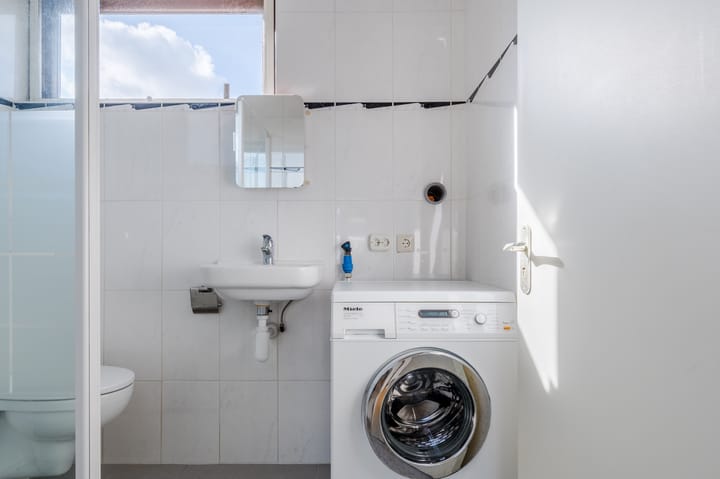 Photo 21 of Dirk Bavolaan 34