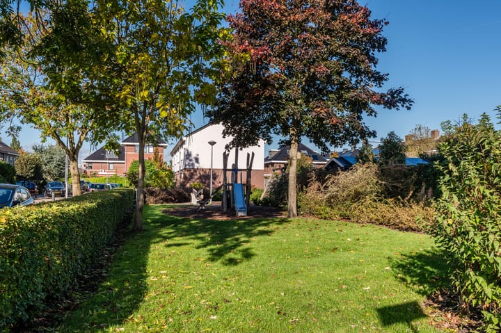 Photo 33 of Dirk Bavolaan 34