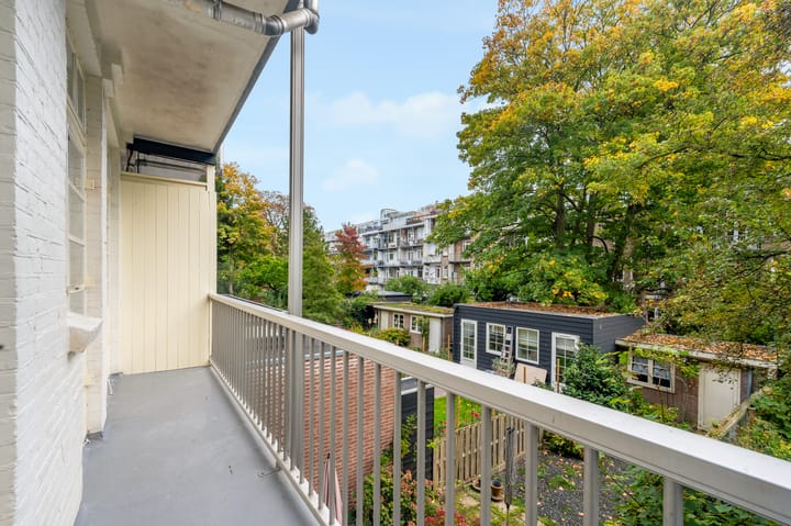 Photo 18 of Curaçaostraat 60-1