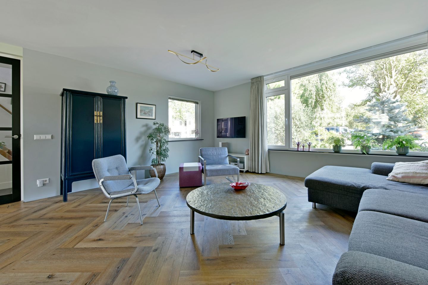 Photo 4 of Schoutstraat 26