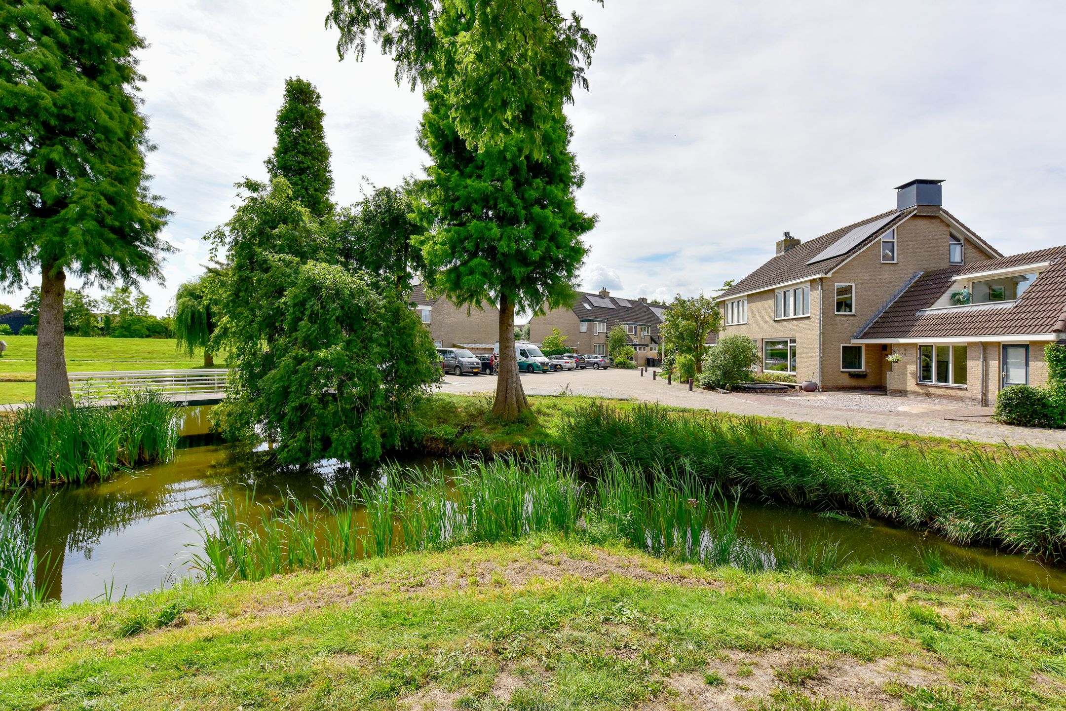 Photo 42 of Schoutstraat 26