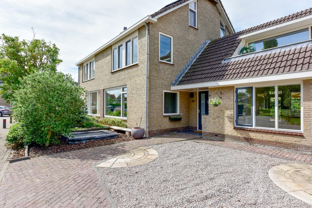 Photo 43 of Schoutstraat 26