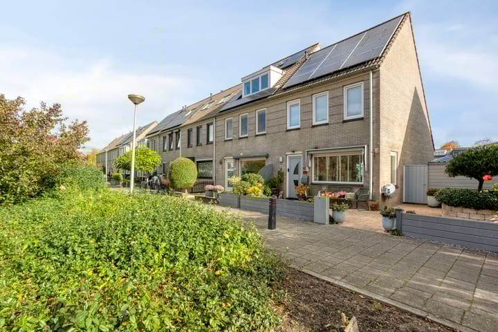 Photo 7 of Clara Visserstraat 18