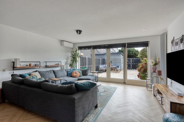 Photo 3 of Clara Visserstraat 18