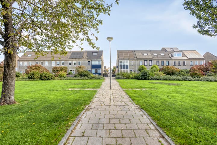 Photo 35 of Clara Visserstraat 18