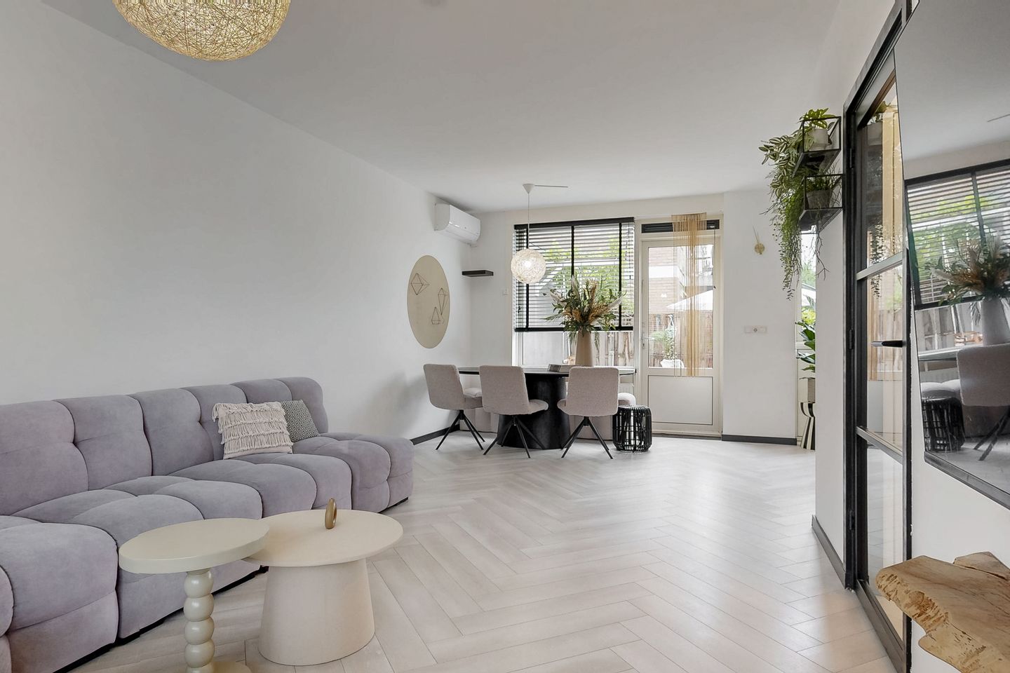 Photo 5 of Klaroenlaan 17