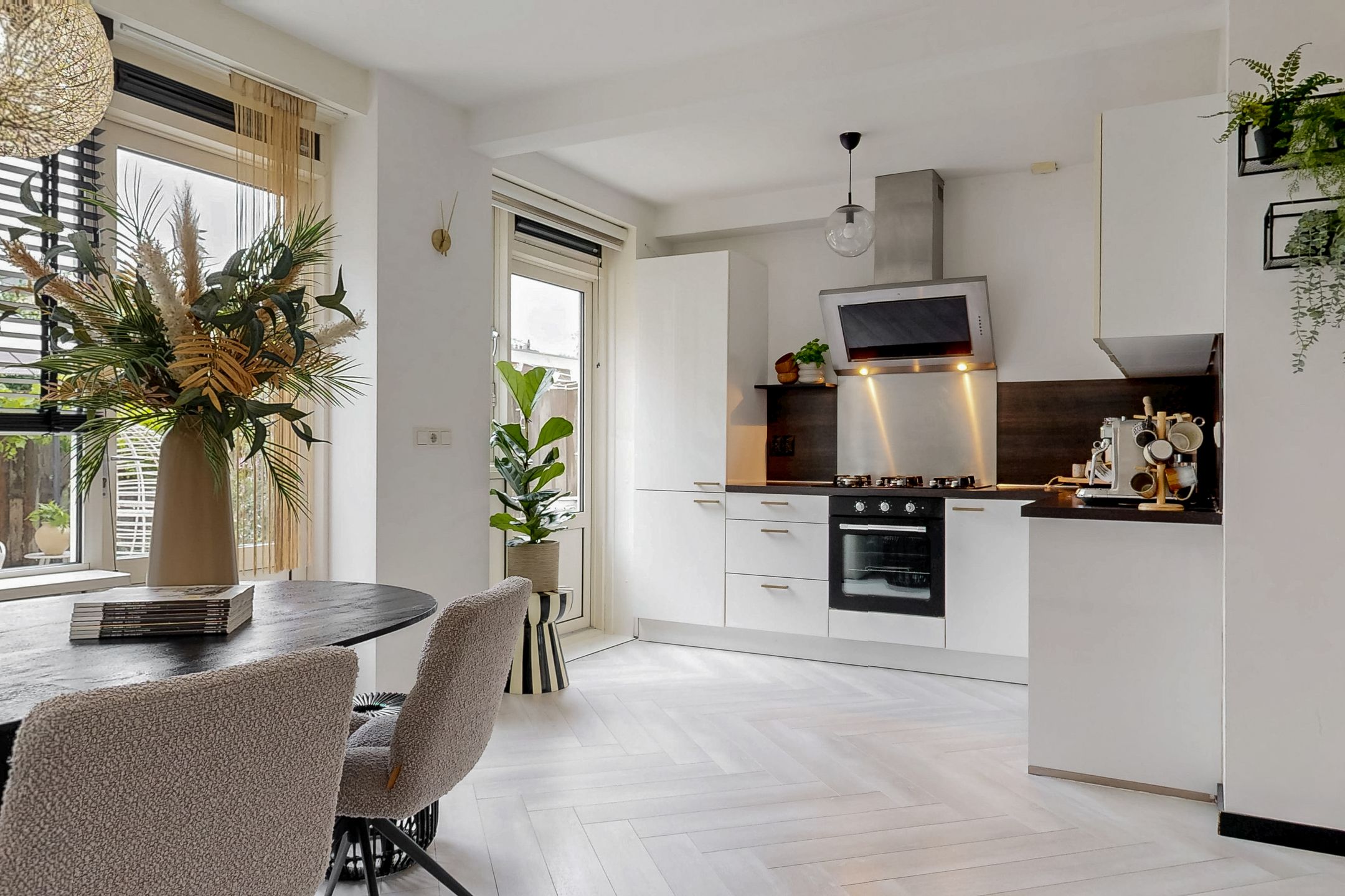 Photo 9 of Klaroenlaan 17