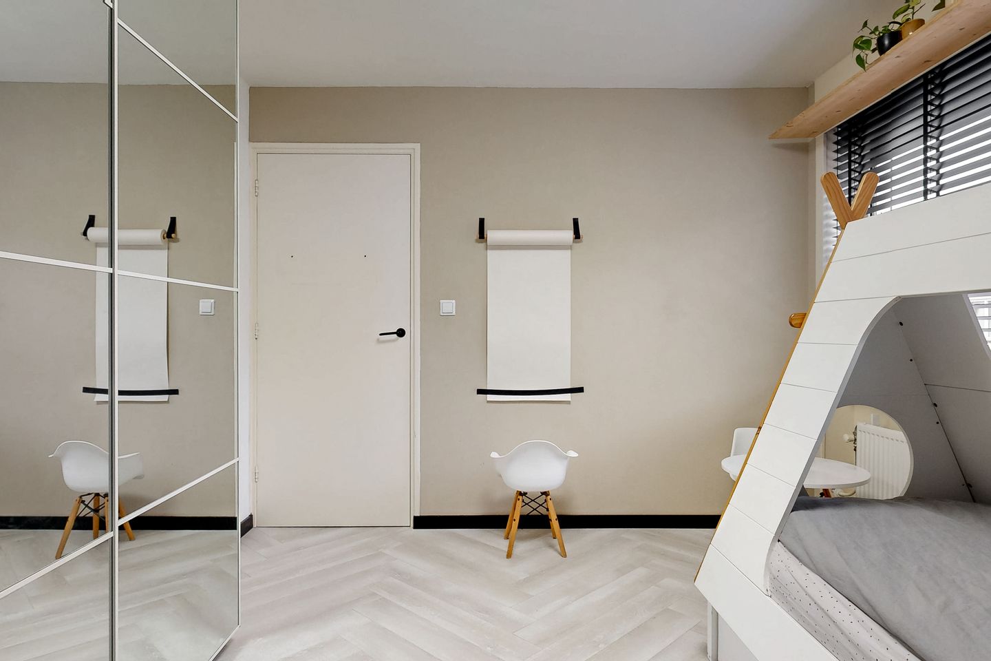 Photo 25 of Klaroenlaan 17