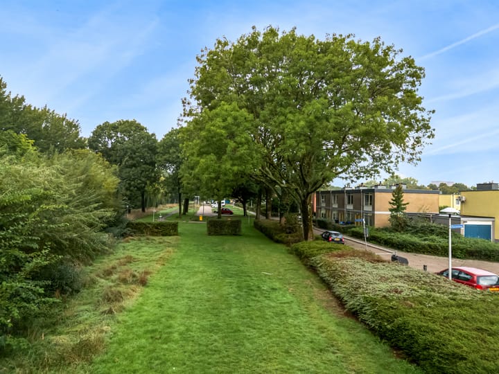 Photo 47 of Klaroenlaan 17