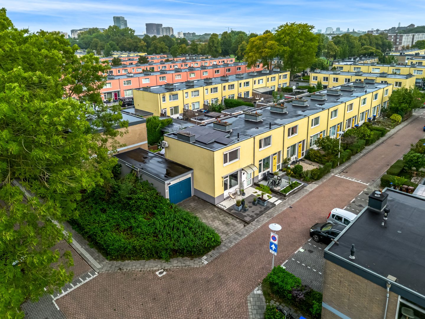 Photo 50 of Klaroenlaan 17