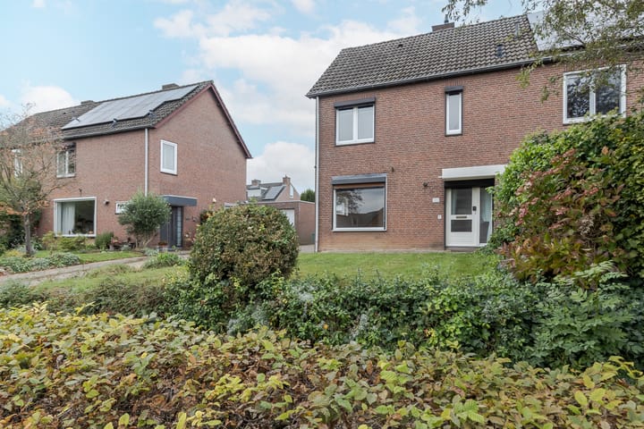 Foto 1 van Julianaweg 69