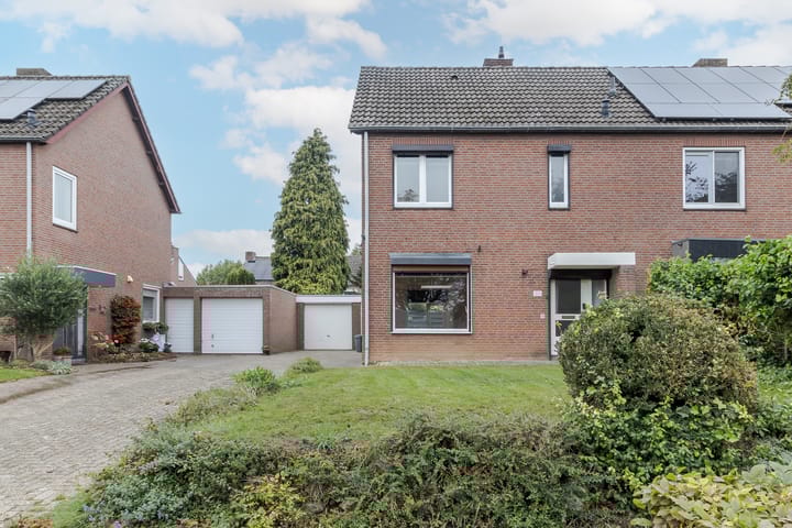 Foto 27 van Julianaweg 69