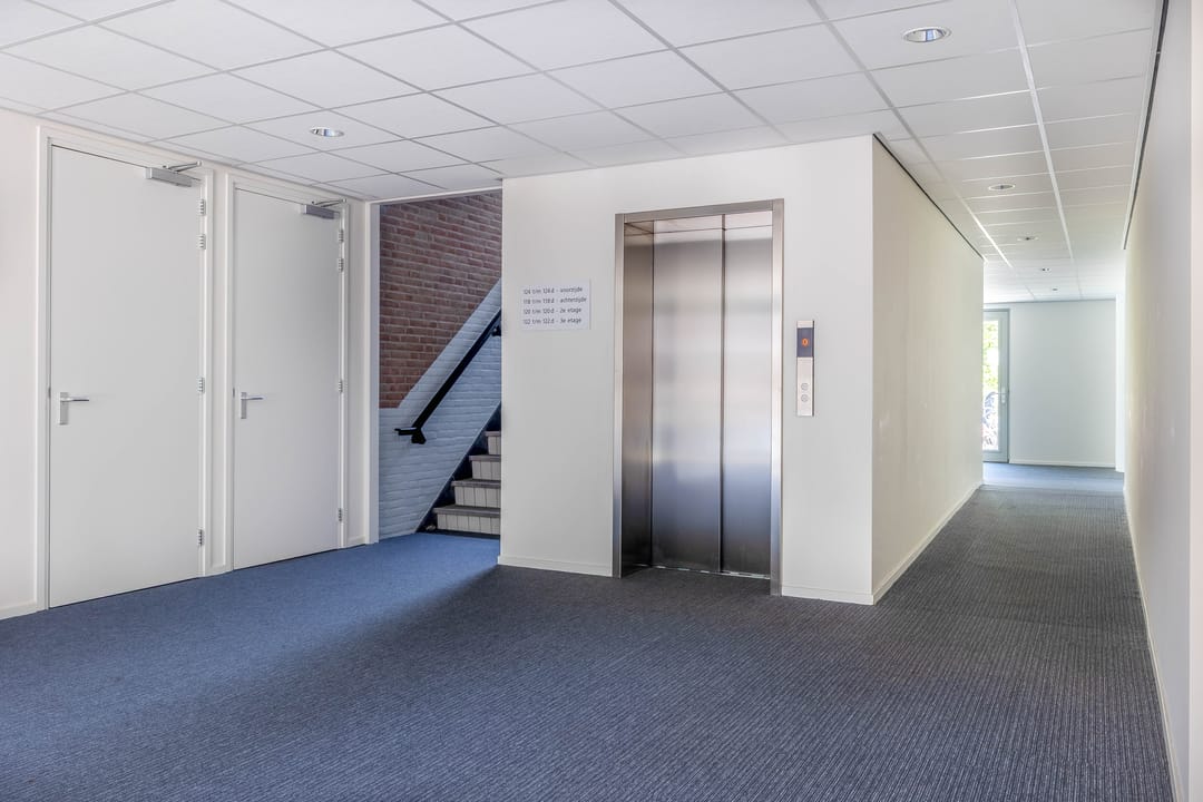 Photo 7 of Kromhout 122-B