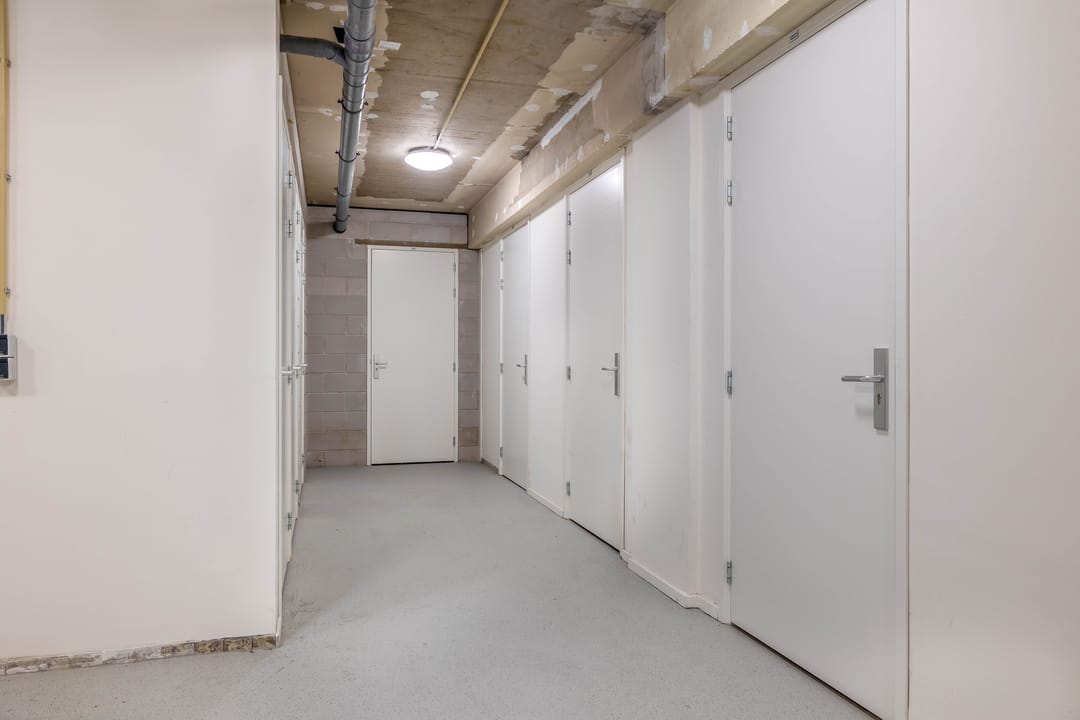 Photo 22 of Kromhout 122-B