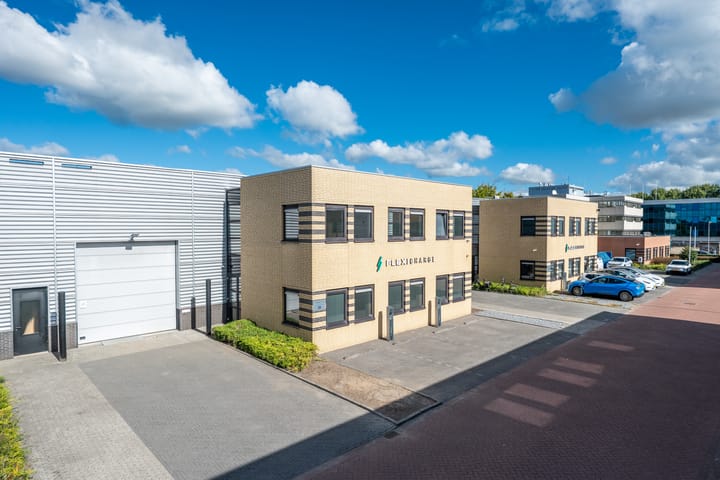 Hallenweg 38, Best