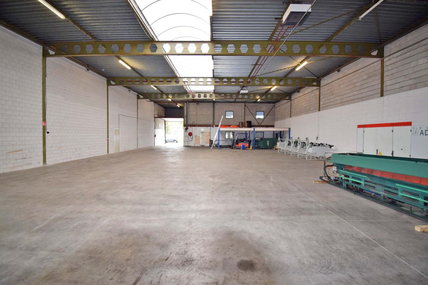 Bekijk foto 2 van Calandstraat 31