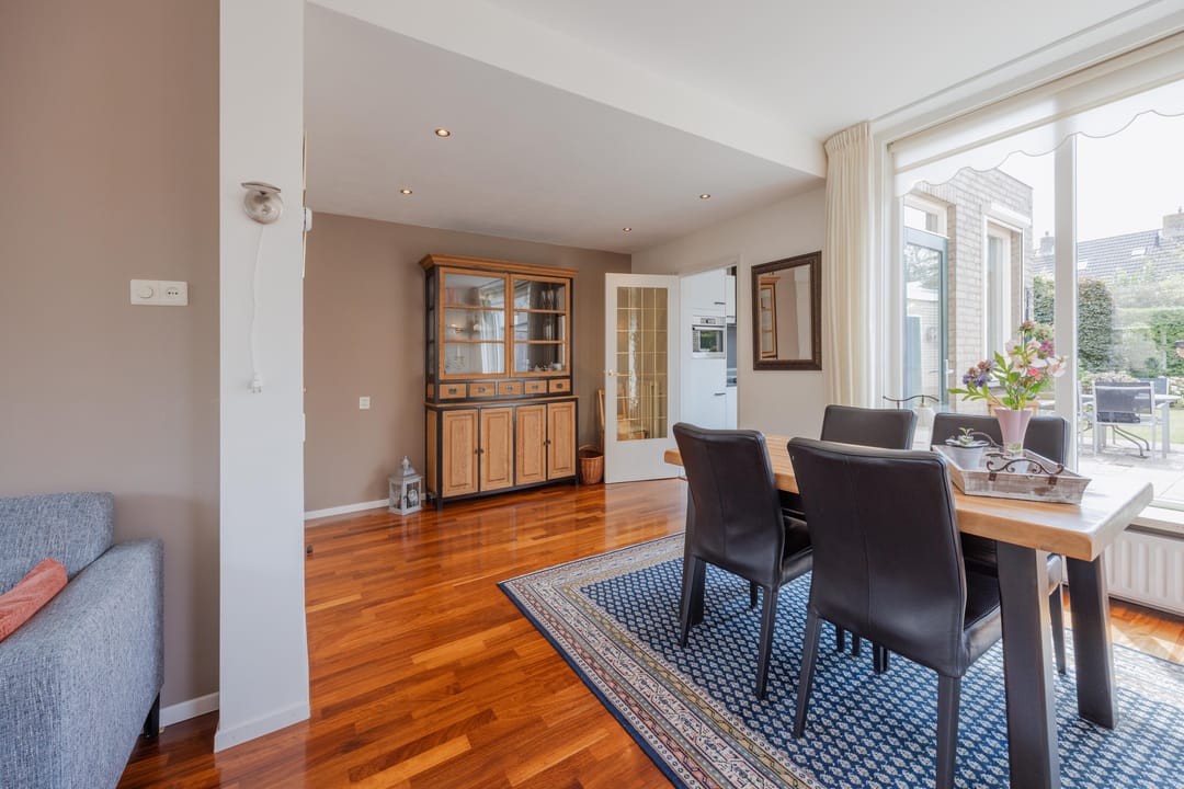 Photo 22 of Biezenstraat 3