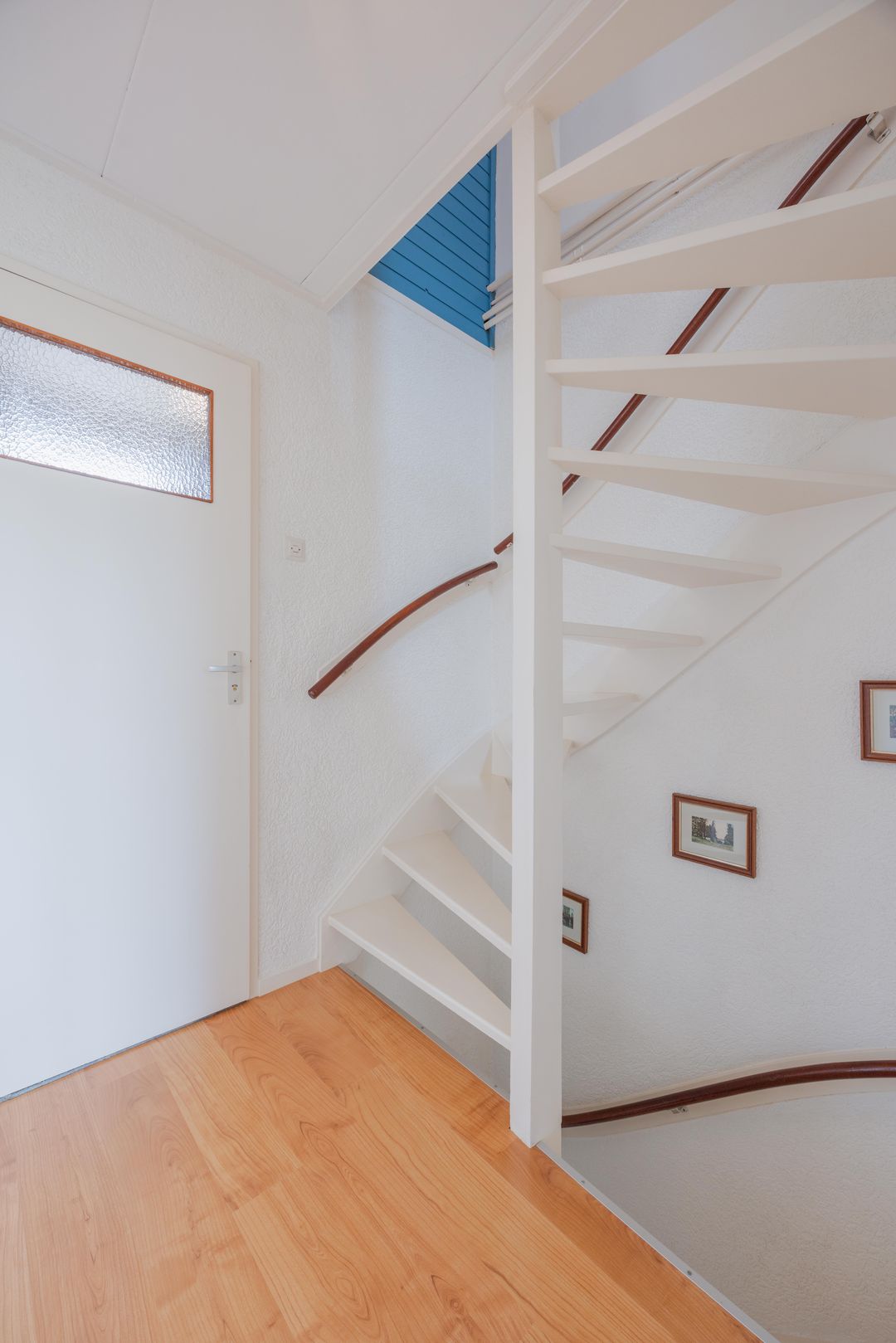 Photo 38 of Biezenstraat 3