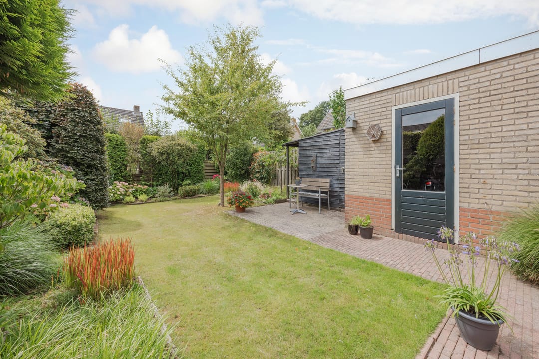 Photo 46 of Biezenstraat 3