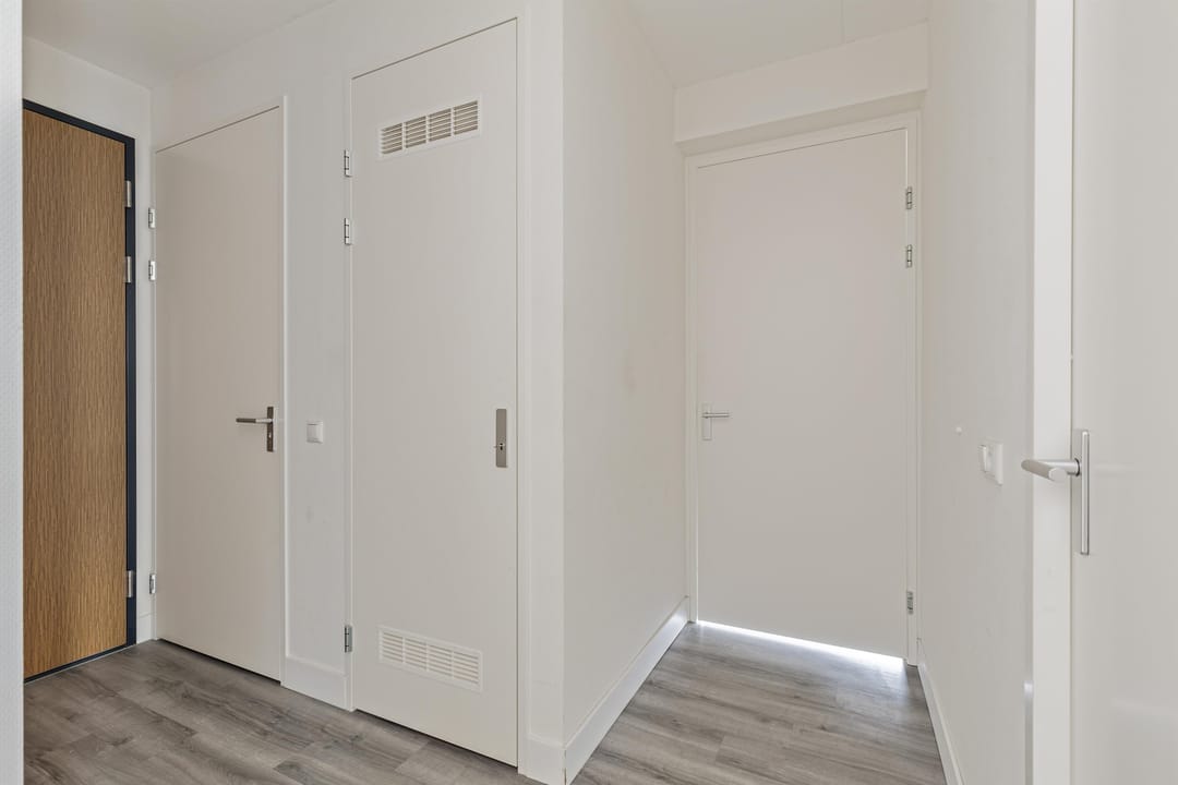 Photo 8 of 1e Lulofsdwarsstraat 16-S