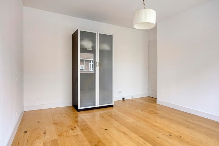 Photo 22 of Jan Steenstraat 37