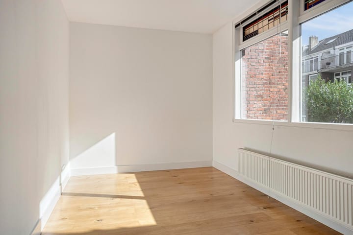 Photo 18 of Jan Steenstraat 37