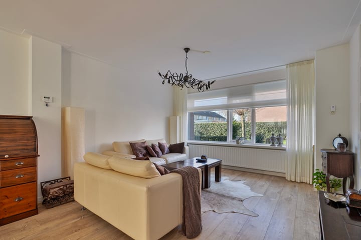 Foto 6 van Lortzingstraat 1