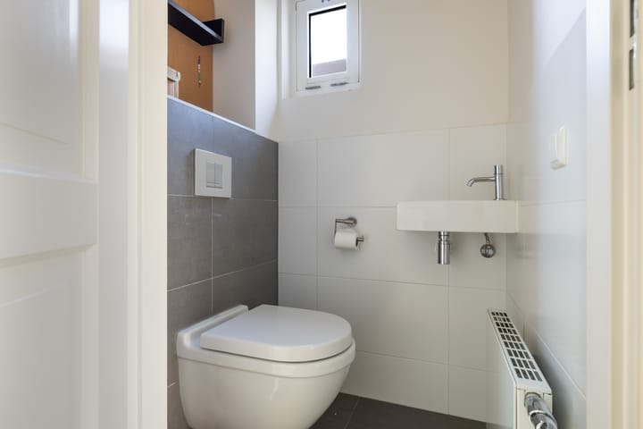 Photo 4 of Burg. de Kockstraat 18